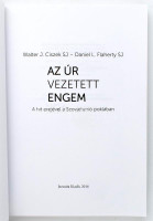 10 db jezsuita szerzetesrenddel kapcsolatos könyv: Az Úr vezetett engem - A hit erejével a Szovjetunió poklában; Loyolai Szent Ignác lelki följegyzései; Életet Krisztusért - Kaszap István élete; A lélek örvényében; Szabó Ferenc: